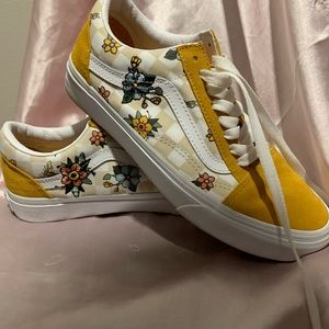 Vans size 8 women